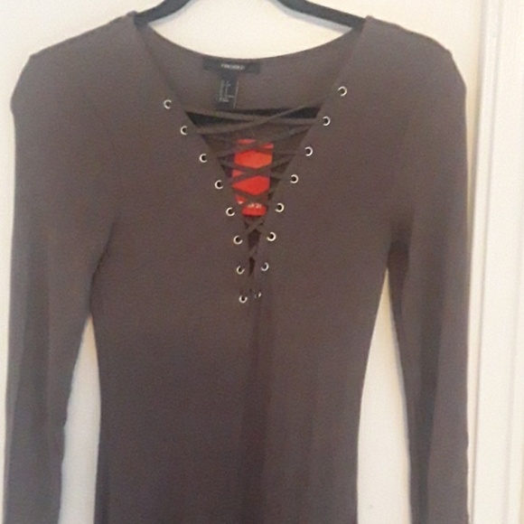 BNWT green long  sleeve maxi dress - Picture 2 of 3